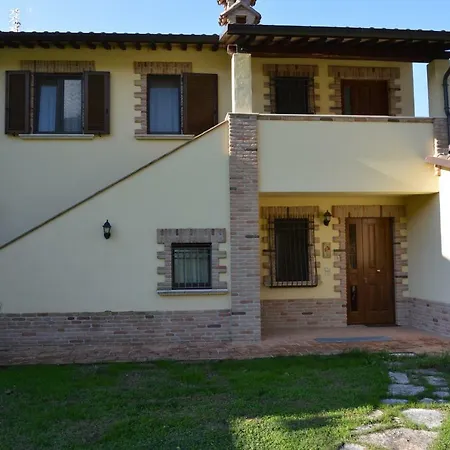 Via Assisana - 3 *